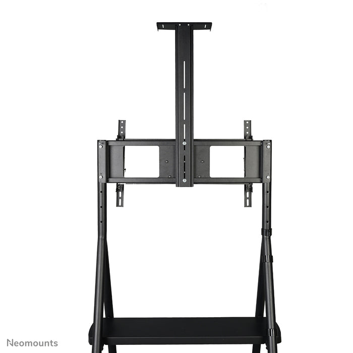 Neomounts NS-M1500 czarny to mobilny mebel na ekrany płaskie do 65 cali (165 cm). W zestawie półka na laptopa - czarny